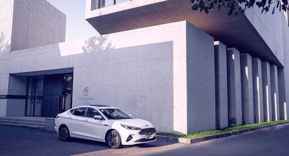 Галерея JAC J7