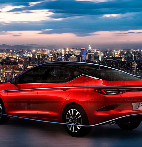 Комплектації JAC J7