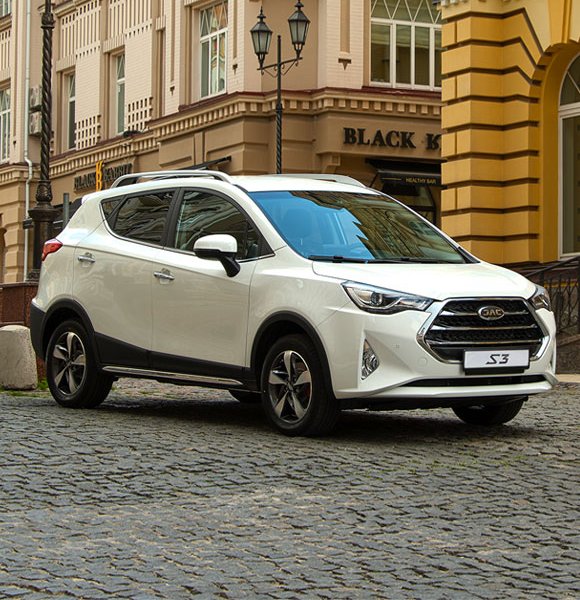 СІМЕЙНИЙ КОМПАКТНИЙ КРОСОВЕР