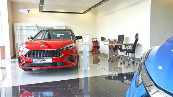 JAC на Троєщині